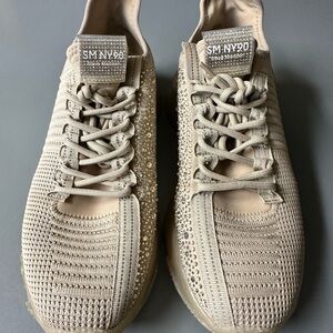 Steve Madden women’s size 12 Bling athletic shoes